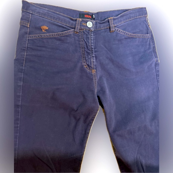 Vintage Versace Sport Women’s jeans. Subtle purple eggplant colour. Size 27 - Picture 3 of 15